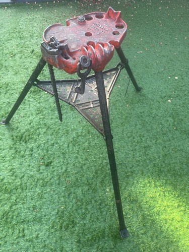 Rigid pipe vice - rigid,
