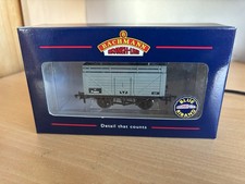 Bachmann 37-175 OO Gauge 7