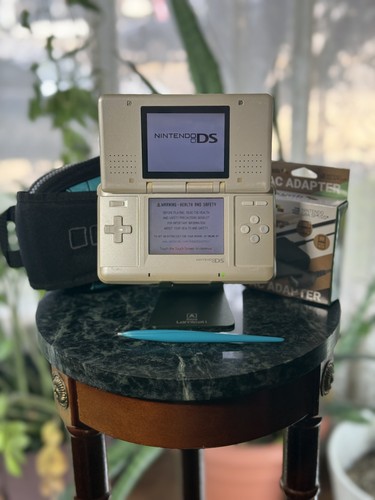 Authentic nintendo original - ds,