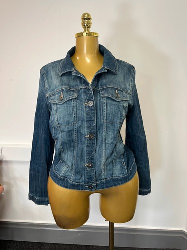 Blue wash denim jacket - tu,