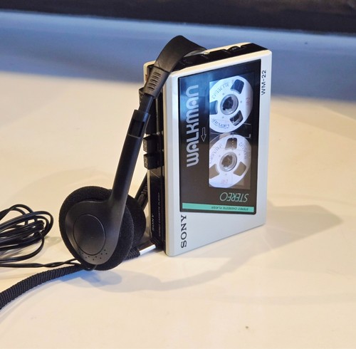 Sony white walkman 22 - white, wm-22