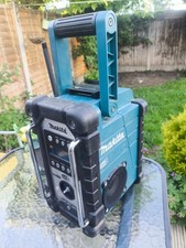 Makita DMR110N DAB/DAB+ Job