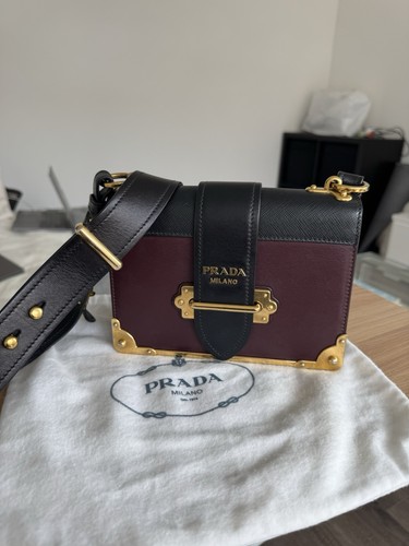Prada cahier burgundy leather - burgundy,