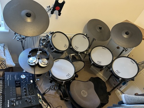 Roland electronic drum - td-50,