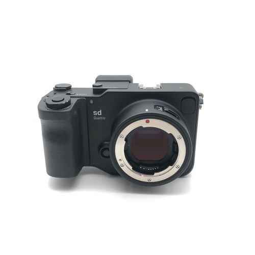 Sigma quattro mirrorless - sigma, sd