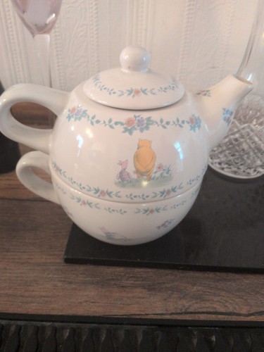 Winnie the pooh tea pot - the,