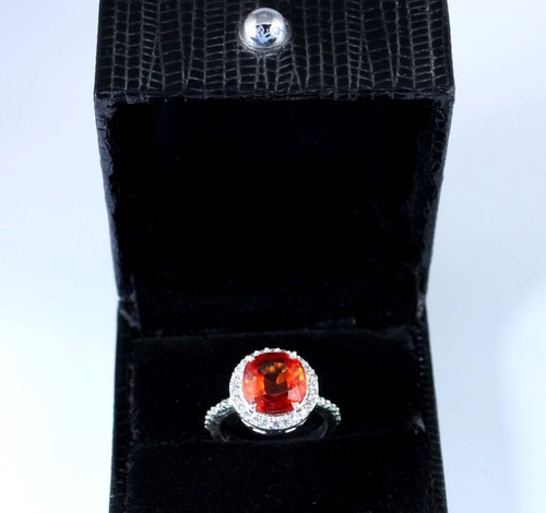 Natural padparadscha - 9.85, ct