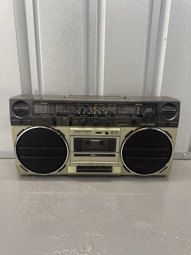 Sharp 6565 radio cassette - gf-6565,