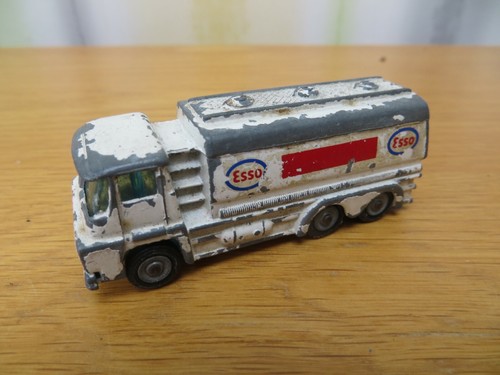 Vintage die cast corgi - corgi, juniors