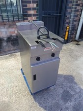 Valentine Electric Fryer V2200 Three Phase Twin Tank Double Basket Free Standing