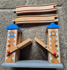 Wooden train Bridge works with