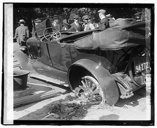 Photo:1918-1920 Auto Accident