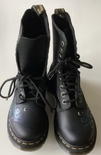 DR MARTENS FLORAL BOOTS NEW