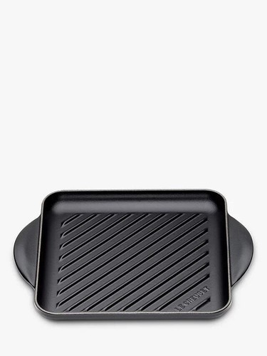 Creuset essentials cast - creuset,