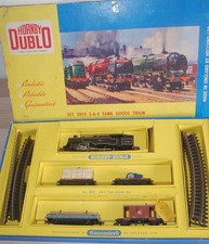 HORNBY DUBLO 2 RAIL 2019 2-6-4 TANK GOODS SET