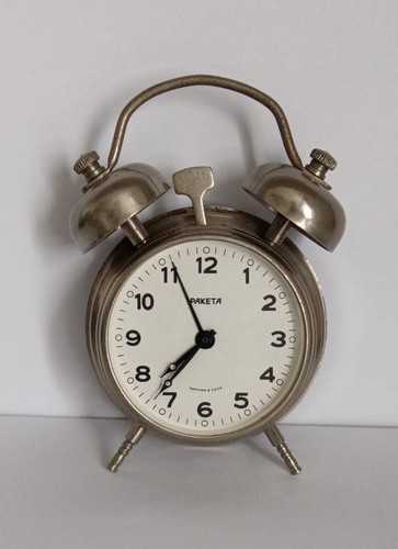 Vintage soviet raketa mini - vintage,