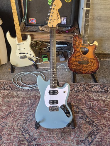 Fendersquier sonic mustang - mustang, hh
