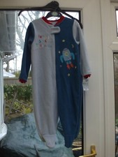 BAG 20) BABY SLEEP SUIT