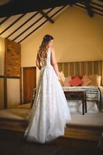 Caroline Castigliano Bolero Wedding Dress | Size 10-12 | 12-layered