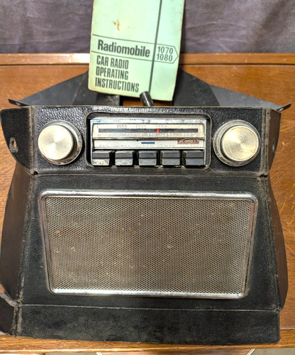Vintage car stereo radiomobile - vintage,
