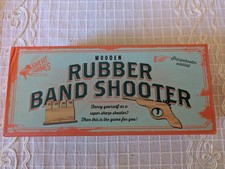 RUBBER BAND SHOOTER QUALITY WOODEN TOY GUN WITH TARGETS GREAT GAMES