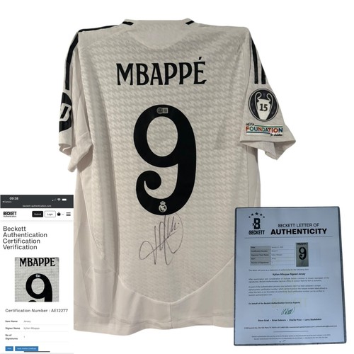 Kylian mbappe signed shirt - signed,