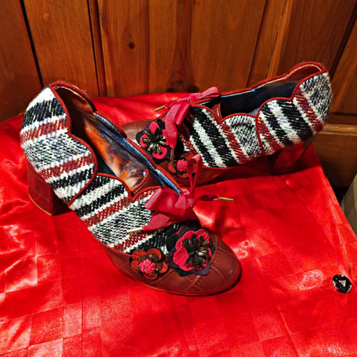 Irregular choice paws for - irregular,