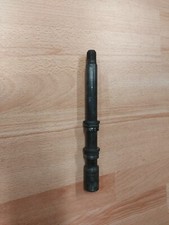 Yamaha Fazer 1000 Front wheel spindle