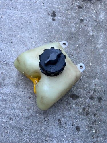 Genuine yamaha mariner 2hp - yamaha,
