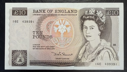Old ten pound note - ten, £10