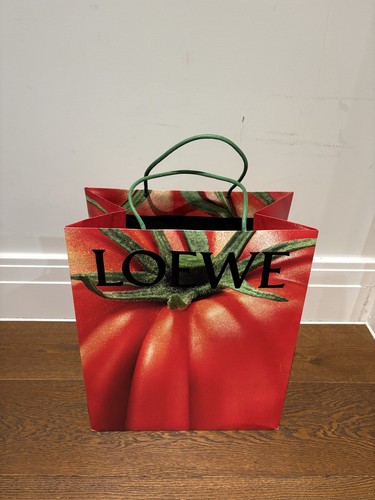 Rare 100 authentic loewe red - rare,