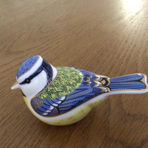 Royal crown derby - crown, garden