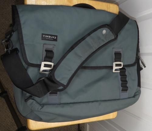 Timbuk2 command messenger - command,