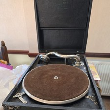 Vintage "Mayfair"  Portable Gramophone  Deluxe Model– Circa 1920s
