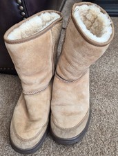 UGG Classic Chestnut Boot