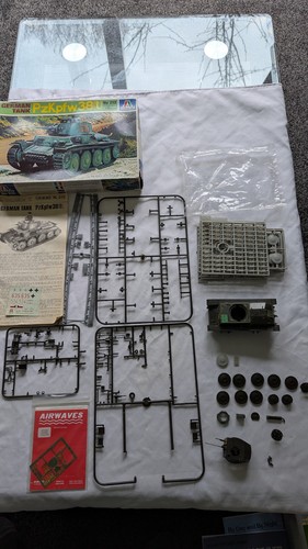 Italeri pzkpfw 1 35 - italeri,