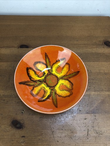 Poole pottery shape - 56, delphis