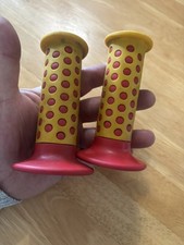 Raleigh Burner Dotty Grips Red