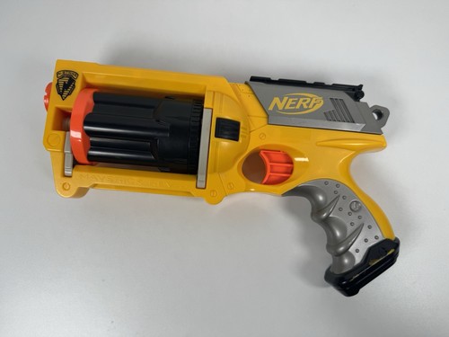 Nerf gun strike yellow - nerf,