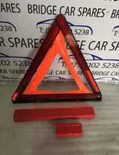 AUDI Q5 QUATTRO 3.0TDi 2012 WARNING TRIANGLE SIGN and HOLDER. 8K0860251. #35 