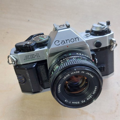 Canon program slr - ae-1,