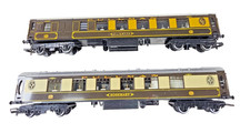 Rake Of 2 Hornby OO Gauge