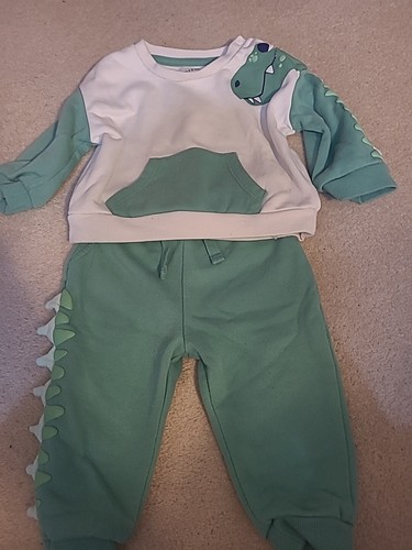 Primark baby boy dinosaur - baby,