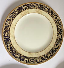 8 x Wedgwood Cornucopia plates . 20cm dia. (8")