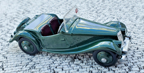 Rare tin bottom 1950s dinky - tin,
