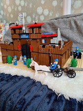 Lego System Western 6769 Western Fort Legoredo. 100 % Complete With Instruction.