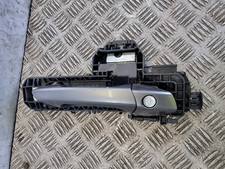MERCEDES B180 DOOR HANDLE WITH