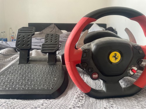 Xbox steering wheel and pedals - steering,