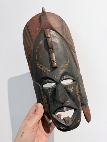 Wooden kenya jambo - kenya, tribal