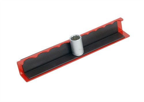 Magnetic socket rail holder - socket,